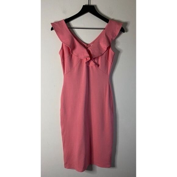 Superfoxx V-neck Ruffle Sheath Dress in Pink Papaya - Picture 3 of 9